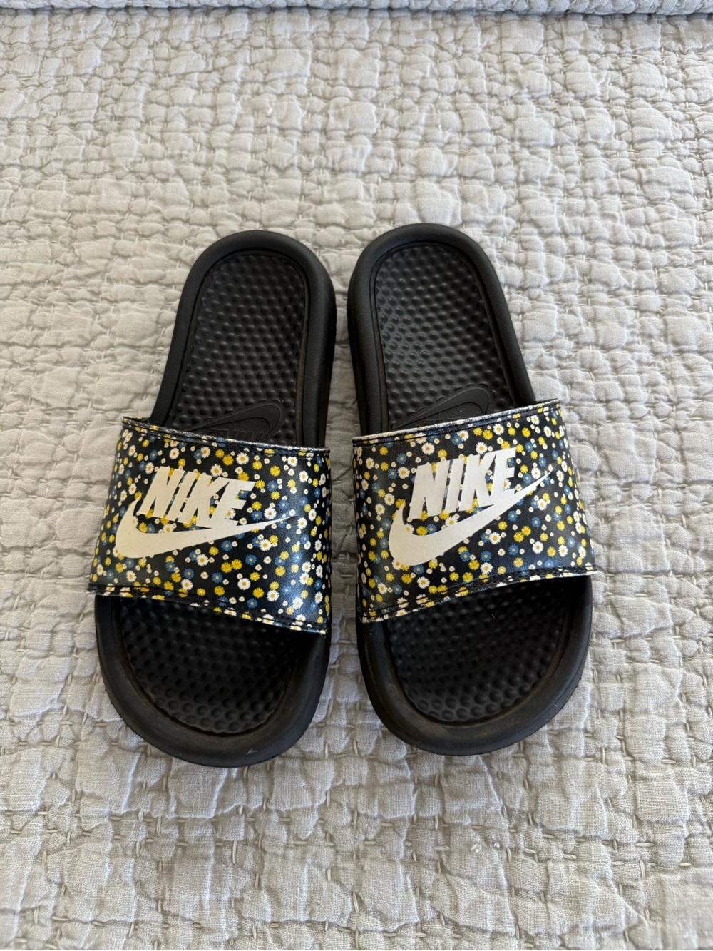 Nike slides